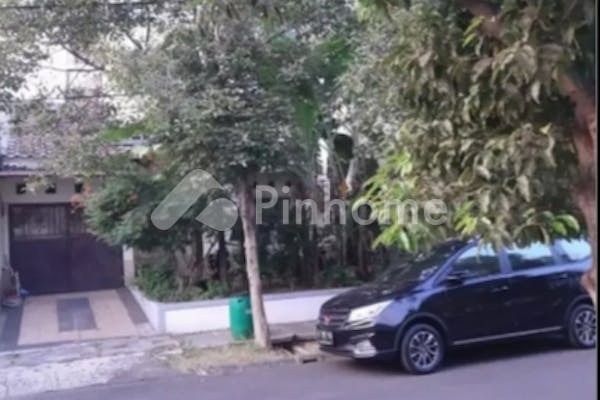 dijual rumah lokasi strategis di lippo cikarang - 1