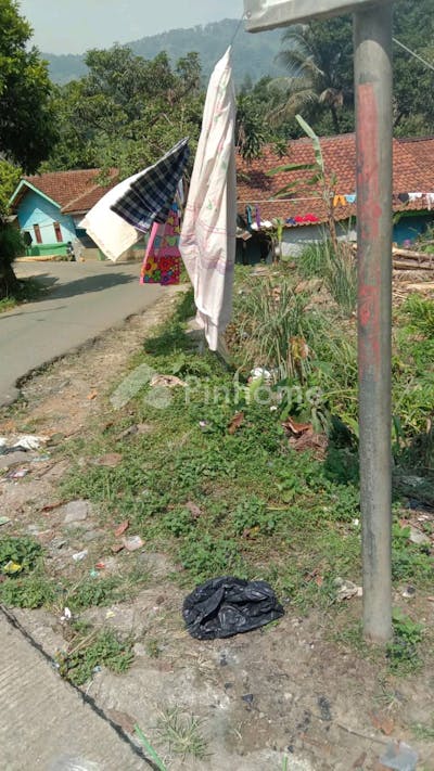 dijual tanah komersial lokasi bagus cocok untuk villa di jl  karang tengah - 3