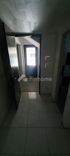 dijual rumah baru di jln alam elok  view hotel intercontinental di pondok pinang - 6