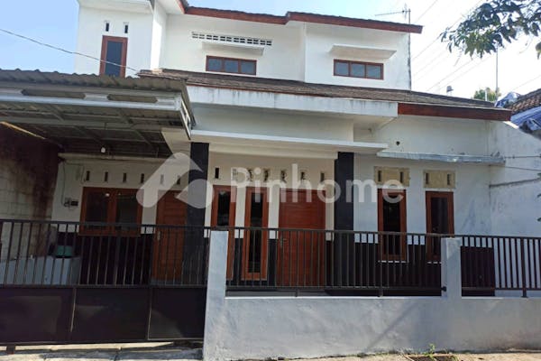 dijual rumah siap huni dekat unisa di jalan kabupaten sleman - 2