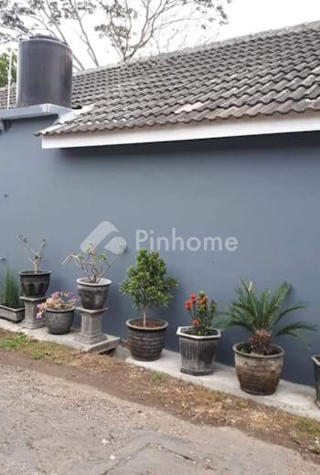 dijual rumah siap huni lokasi seterategis di perumahan krembangan asri - 13