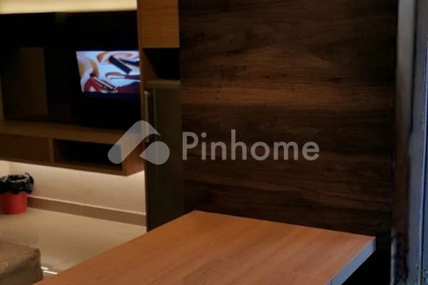 dijual apartemen murah full furnish di sudirman suites - 10