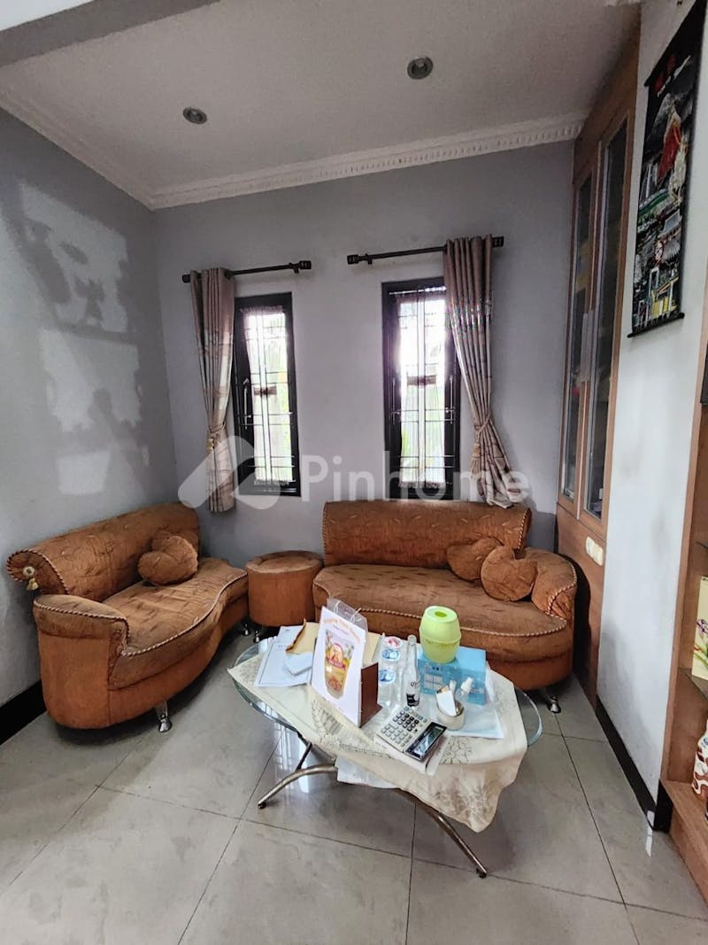 dijual rumah furnished di komplek panorama alam parahyangan bandung - 1