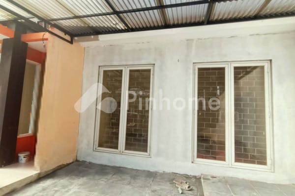 dijual rumah pojok baru renovasi dalam cluster di serpong - 6