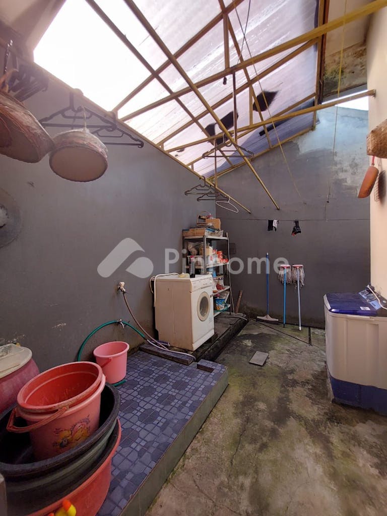 dijual rumah bebas banjir kawasan komplek di jalan srengseng sawah - 14