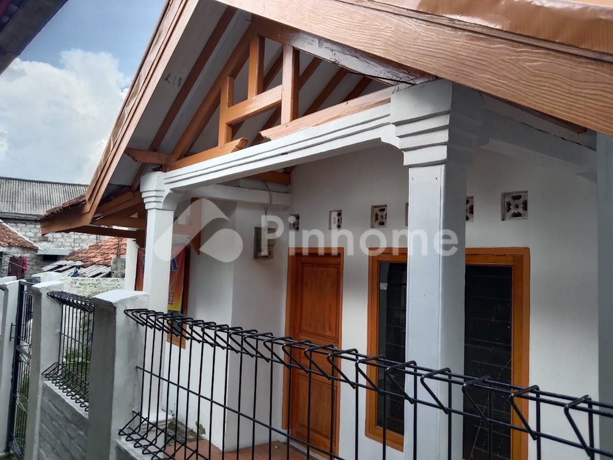 Disewakan Rumah Siap Huni Dekat Stasiun di Jl. Pemuda Satu Kebon Kaung, Gg. H. M. Enoh RT 002 RW 007 Cikondang - Sukabumi - Gambar 1