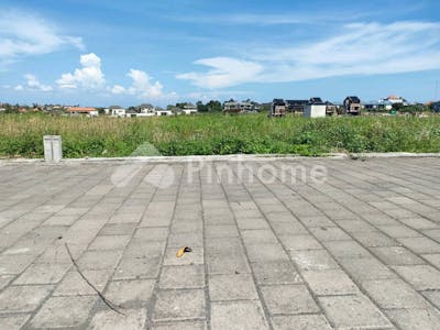 dijual tanah komersial lokasi bagus dekat pantai di jl pantai batu boling canggu bali - 2