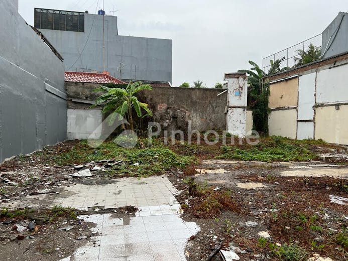 dijual tanah komersial loakasi bagus dekat rs di jl  pulomas - 3