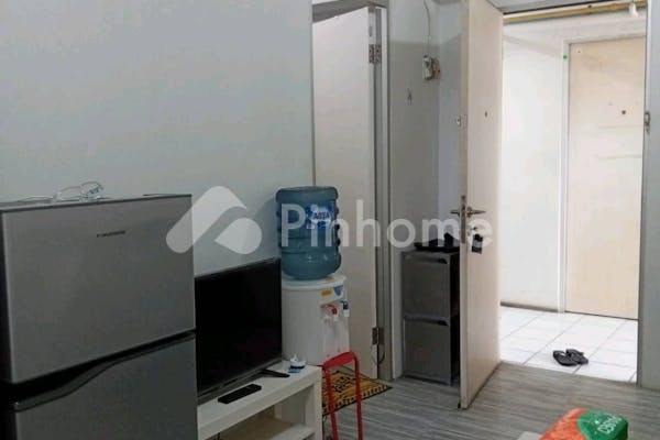 dijual apartemen nyaman dan strategis di apartemen gading nias tower dahlia - 1