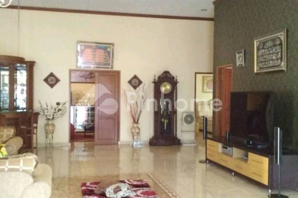 dijual rumah besar murah nyaman dan asri di margatani - 8