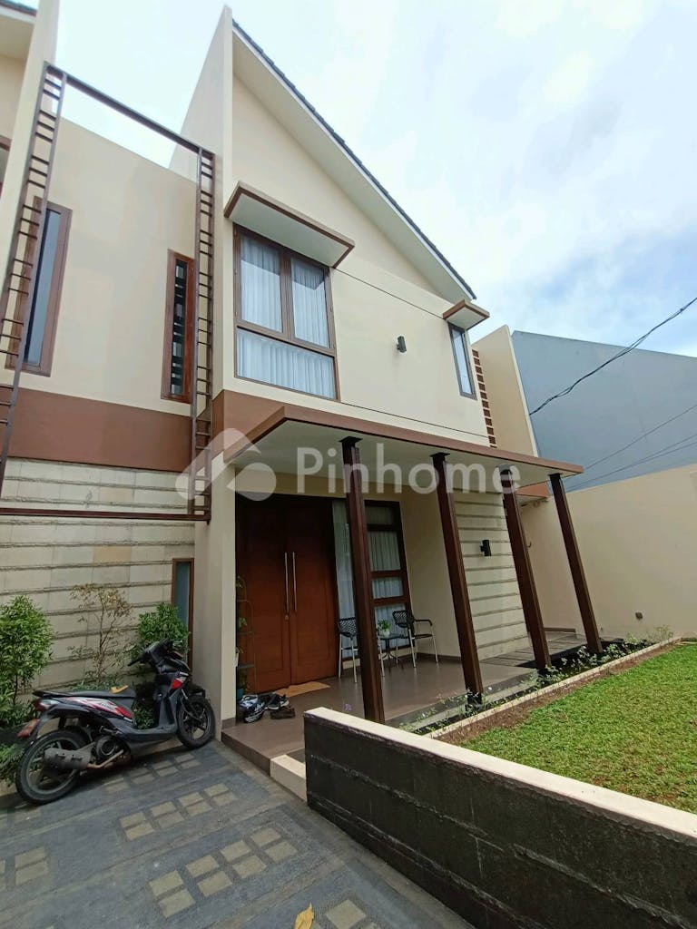 dijual rumah modern bagus dan nyaman di jl  siaga pejaten barat - 2