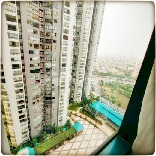 dijual apartemen taman anggrek kondominium full furnished di jual cepat dibawah harga pasaran    3 5 m     kita jual 2 4 m nego sampai jadi - 2