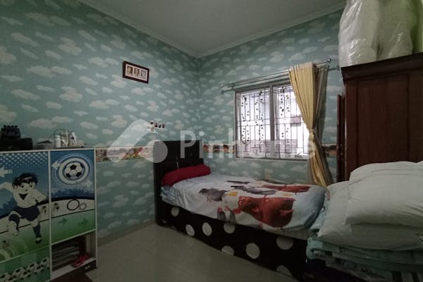 dijual rumah siap pakai di jalan gatot mangkupraja - 9