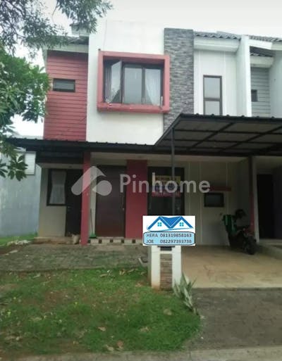 dijual rumah hoek dekat security 2 lt legenda wisata cibubur di perumahan legenda wisata cibubur - 4