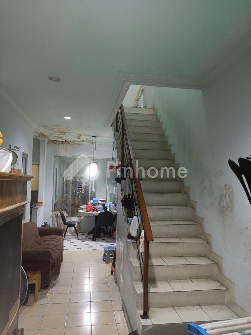 dijual rumah 3kt 81m2 di ubud permata timur - 1