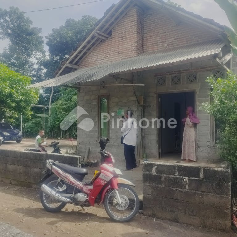 dijual rumah murah siap huni tanggung kota blitar di jl  santren tanggung gg  ii - 10