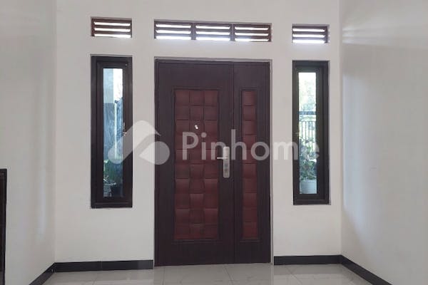 dijual rumah siap huni di tanggulangin - 2