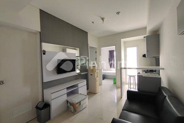 disewakan apartemen 2 bed room  furnished  bagus di apartemen parahyangan residence - 1