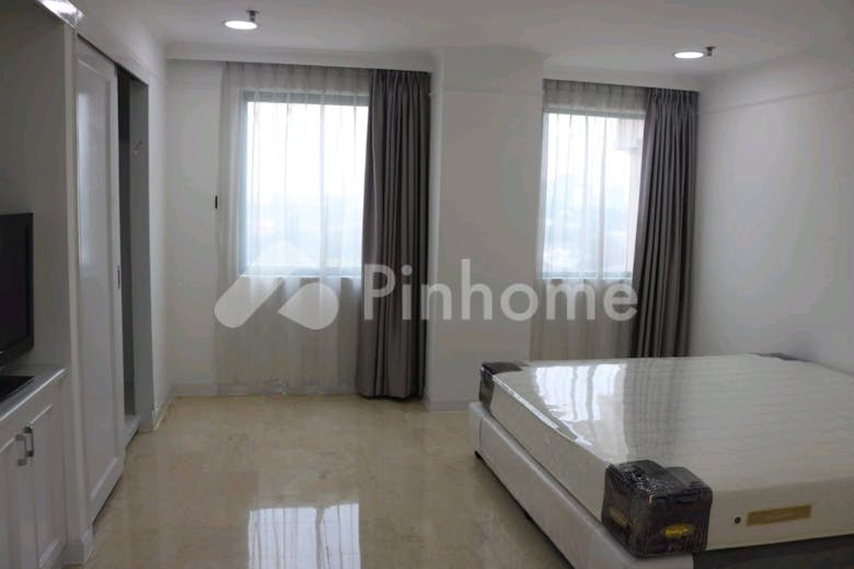 disewakan apartemen terawat 3 bedrooms di bukit golf pondok indah  di pondok pinang - 16