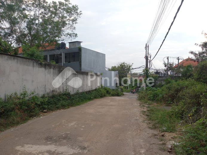 dijual tanah komersial kontur datar siap bangun di jl  pura masuka - 4