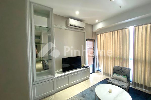 dijual apartemen siap huni dekat mall di the peak residence - 1