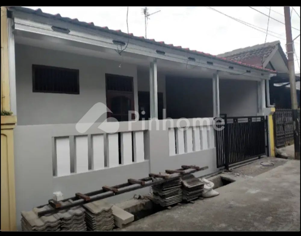 Disewakan Rumah Tahunan 29juta Nego di Pekayon Rp2,4 Juta/bulan | Pinhome