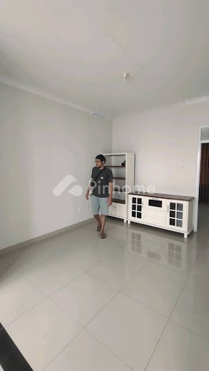 dijual rumah 4kt 112m2 di jl sakura - 7