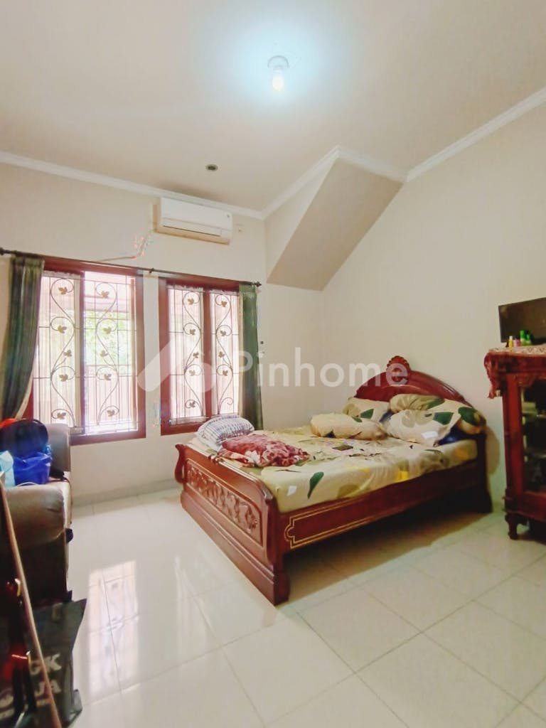 dijual rumah secondary dalam komplek elite di tanjung barat - 8