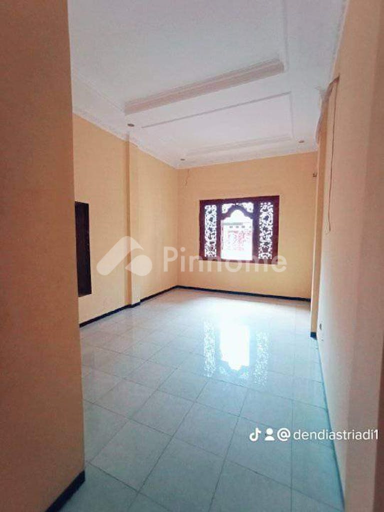 dijual rumah bagus  megah  murah  nyaman di tlogosari kulon  kota semarang - 9