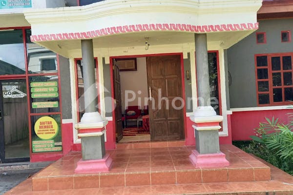 dijual rumah di jl  bau baharuddin - 2