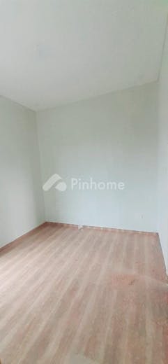 dijual rumah ciputat tangsel akses jalan 2 mobil pruis dekat ke di ciputat - 7