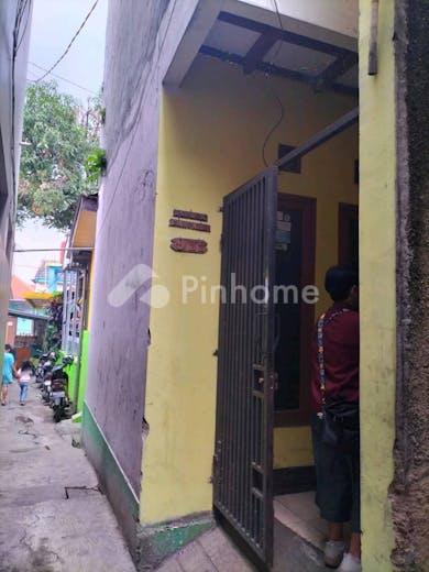 dijual kost aktif full isi dekat kampus unpad itb di jalan sekeloa kota bandung - 2