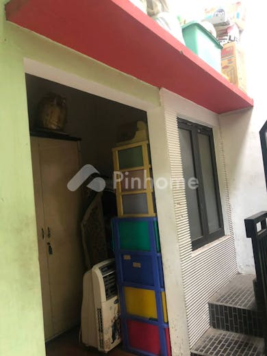 dijual rumah 850 jt di jl  raya sido kepung - 3