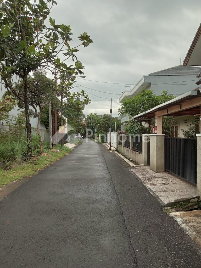 disewakan rumah bagus strategis jalan lebar di martanegara turangga - 2