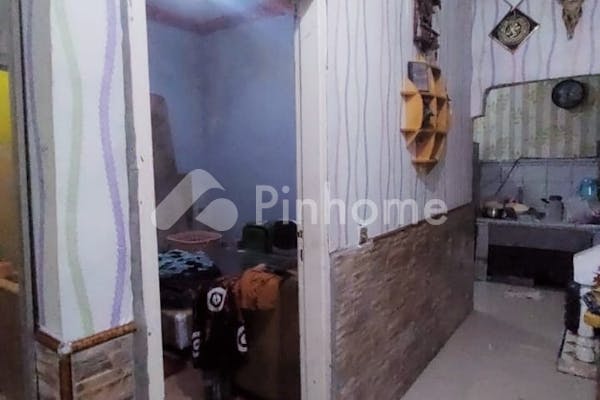 dijual rumah siap huni dekat rs di kedinding lor - 8