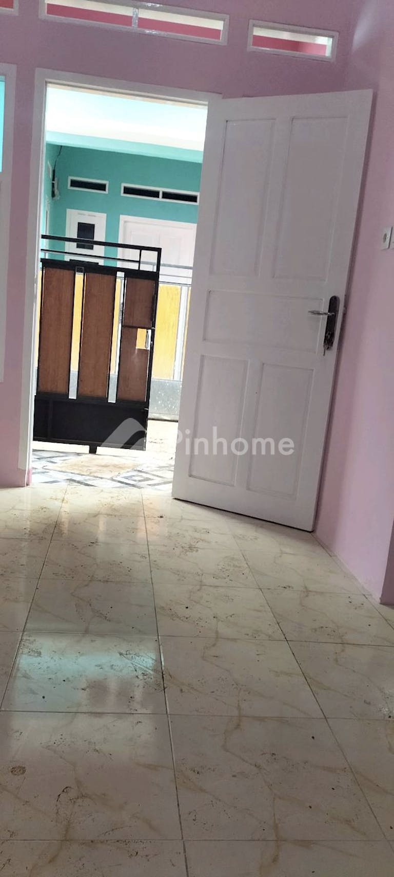 dijual rumah siap huni dekat stasiun di two residence - 8