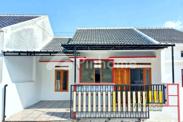 dijual rumah murah bebas disain di bandung di almaas raya - 1