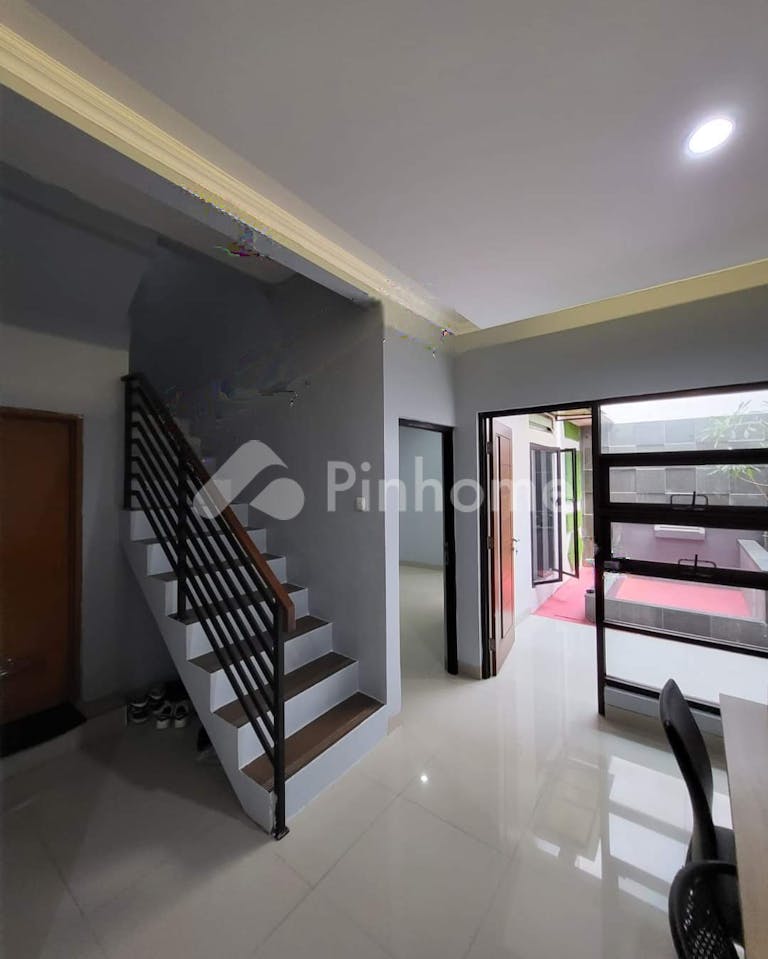 dijual rumah minimalis asri dalam cluster di amani residence jagakarsa - 3