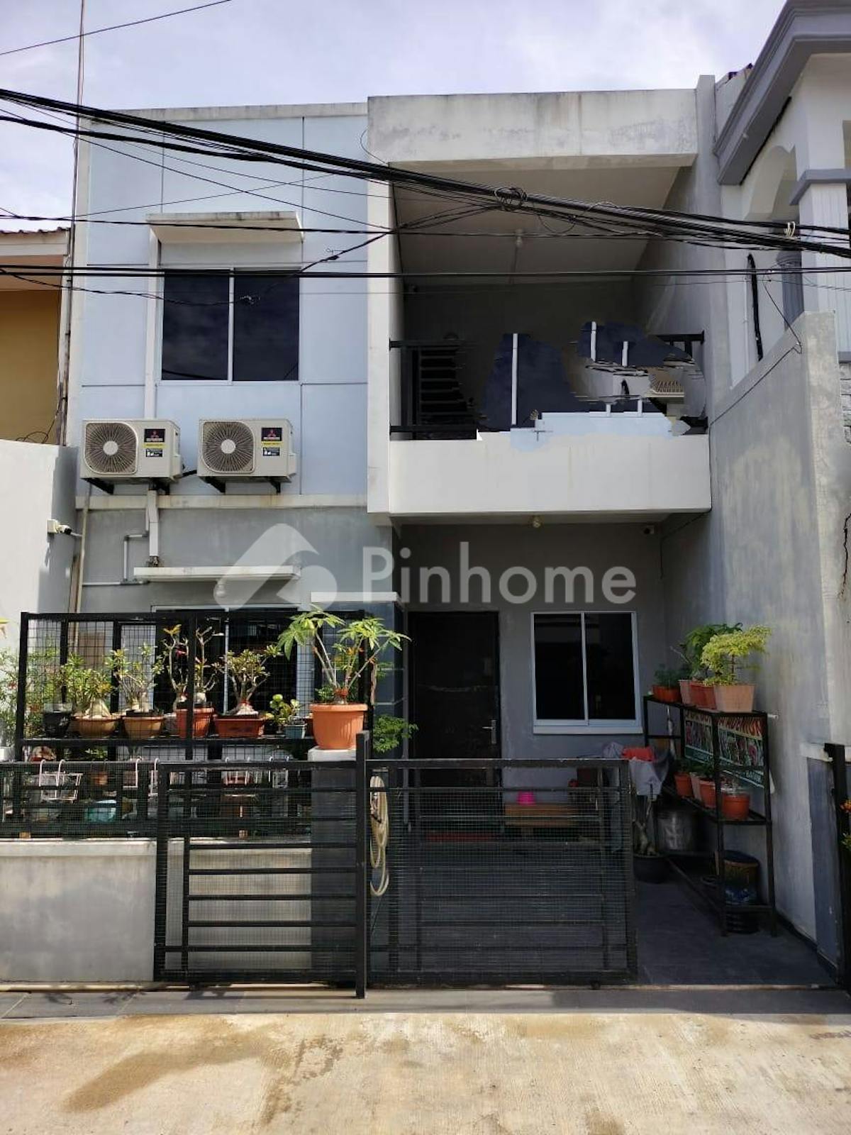 Dijual Rumah 2 Lantai Siap Huni Dekat RS di Baloi Indah - Gambar 1