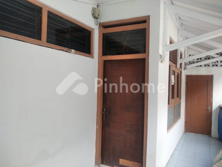 dijual rumah shm lokasi bagus di sayap pungkur - 1