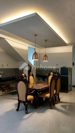 dijual rumah di roro jonggrang di kalipancur - 5