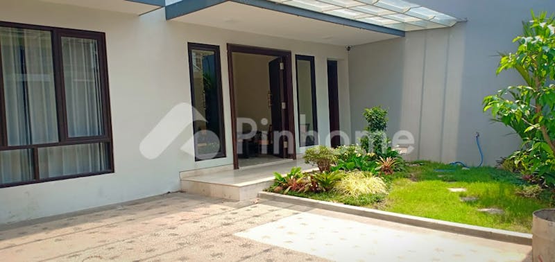 dijual rumah lokasi strategis di jalan borobudur agung timur - 10