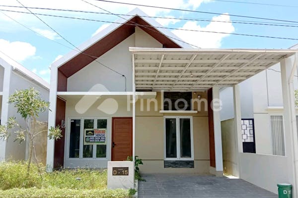 dijual rumah harga murah pontianak kota di the green orchard ujung pandang pontianak kota - 1