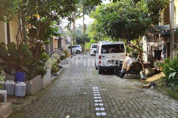 dijual rumah lokasi strategis dekat area wisata di jl  serimpi - 12