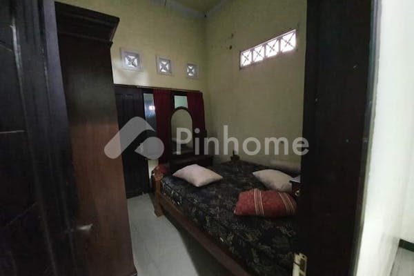 dijual rumah strategis bebas banjir di medono - 4