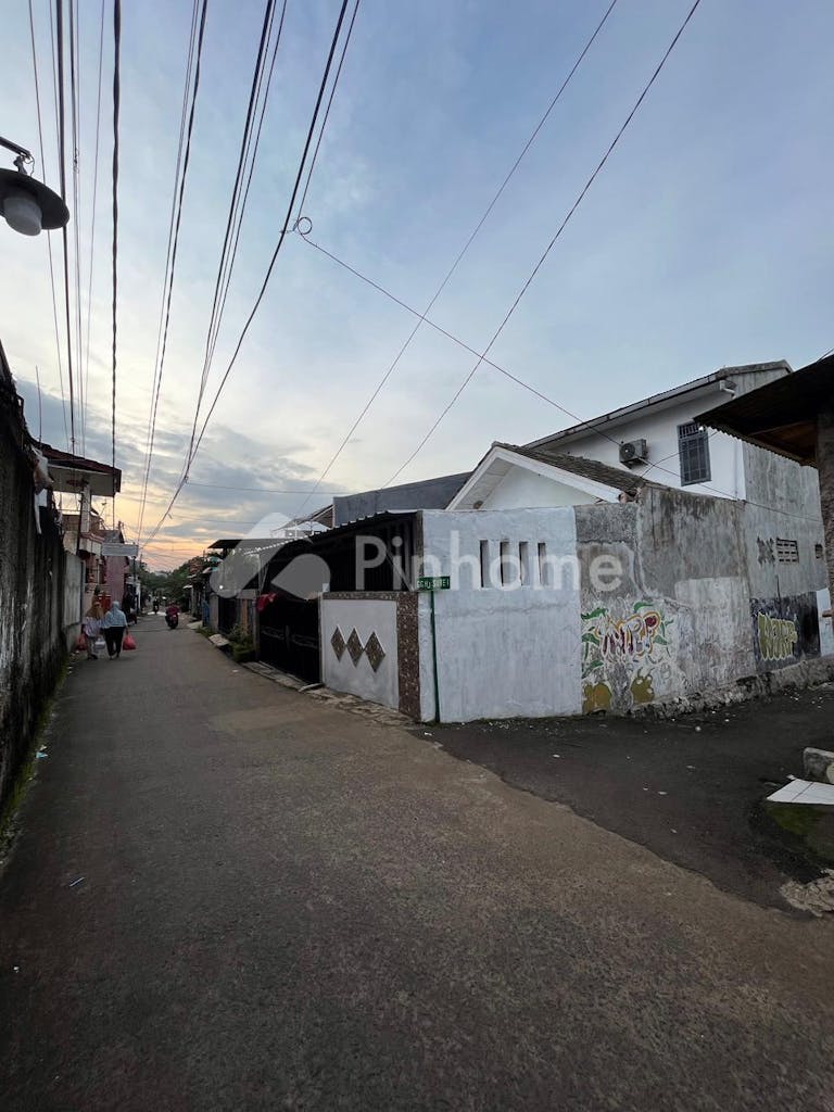 Dijual Rumah 2 Lantai Siap Huni Dekat RS di Jl. Pondok Serut 1 - Gambar 2