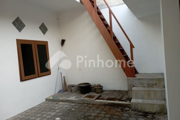 disewakan rumah kantor bisa buat usaha di gowongan jetis kota yogjakarta - 10