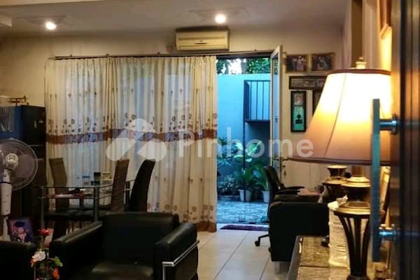 dijual rumah siap huni asri di perumahan griya asri depok - 2