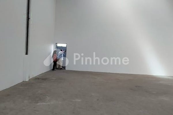 dijual tanah komersial pergudangan di jalan raya gelam jaya wa 085710436802 - 7