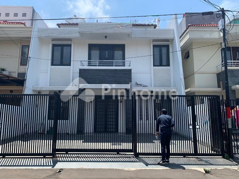 dijual rumah minimalis siap huni di kelapa gading jakarta utara - 1